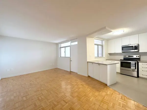 30 Denton AVE #2201, Toronto E06, ON M1L 4P2