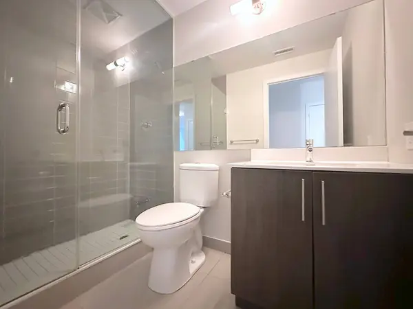 188 Clark BLVD #2512, Brampton, ON L6T 0J2