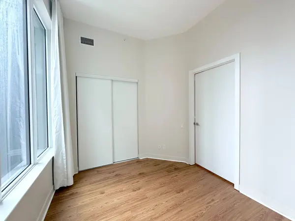 188 Clark BLVD #304, Brampton, ON L6T 0J2