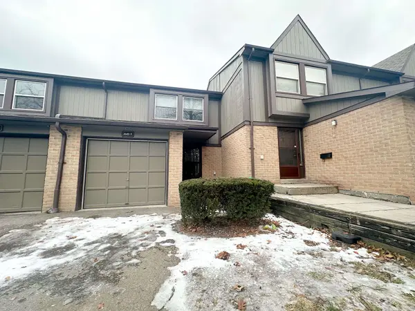 2605F Battleford RD, Mississauga, ON L5N 3S4