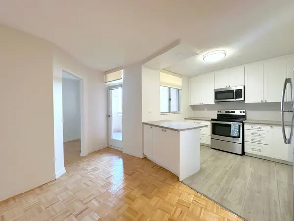 30 Denton AVE #1001, Toronto E06, ON M1L 4P2
