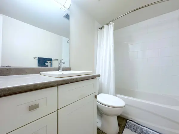 30 Denton AVE #1001, Toronto E06, ON M1L 4P2