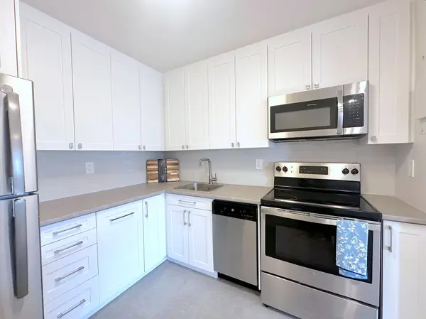 30 Denton AVE #1023, Toronto E06, ON M1L 4P2