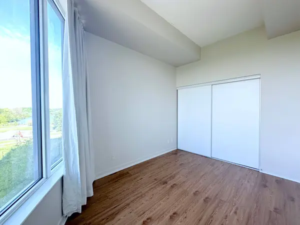 188 Clark BLVD #407, Brampton, ON L6T 0J2