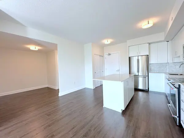 2333 Taunton RD #209, Oakville, ON L6H 0N5