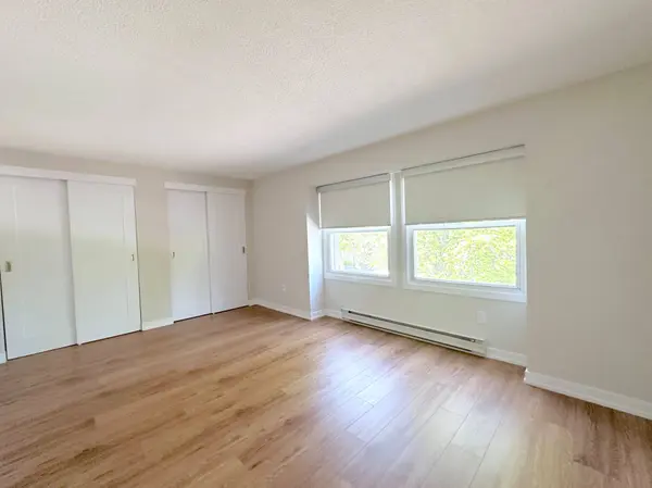 6310F Battleford RD, Mississauga, ON L5N 4E3