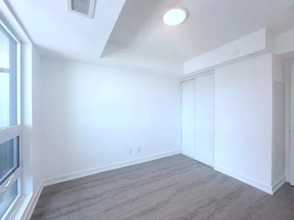 25 Kitney DR #423, Ajax, ON L1S 4S4