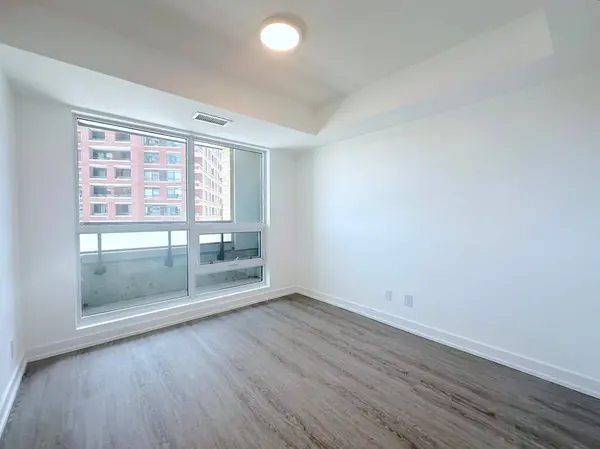 25 Kitney DR #423, Ajax, ON L1S 4S4