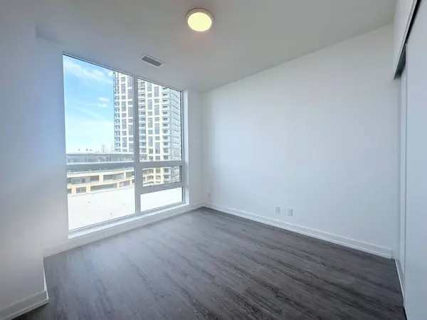 2 River Plate ST #1001, Ajax, ON L1S 0G6