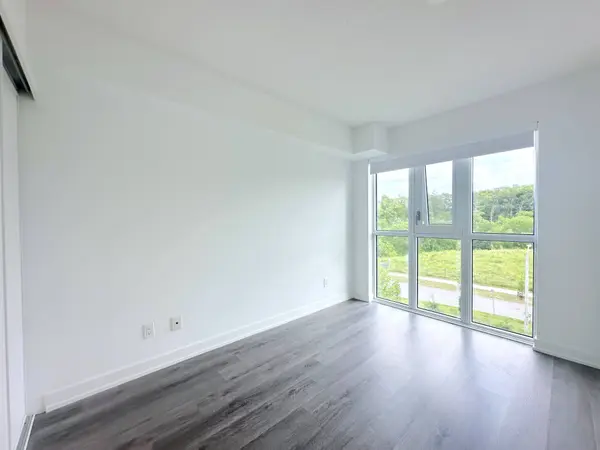 1225 York Mills RD #401, Toronto C13, ON M3A 1Y4