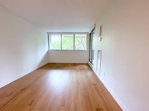 165 La Rose AVE #301, Toronto W09, ON M9P 3S9