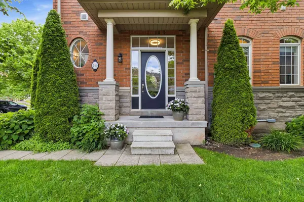 240 Duskywing WAY, Oakville, ON L6L 6X5