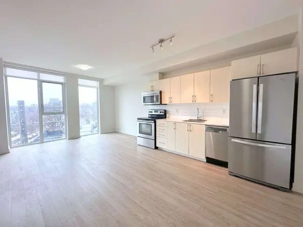 763 Woodbine AVE #404, Toronto E02, ON M4E 2J4