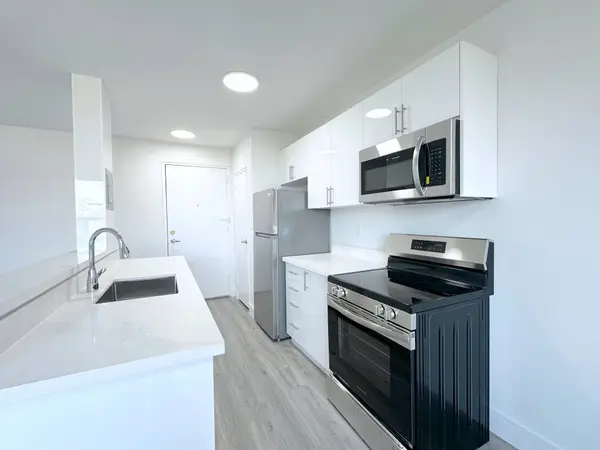 79 Jameson AVE #716, Toronto W01, ON M6K 2V3