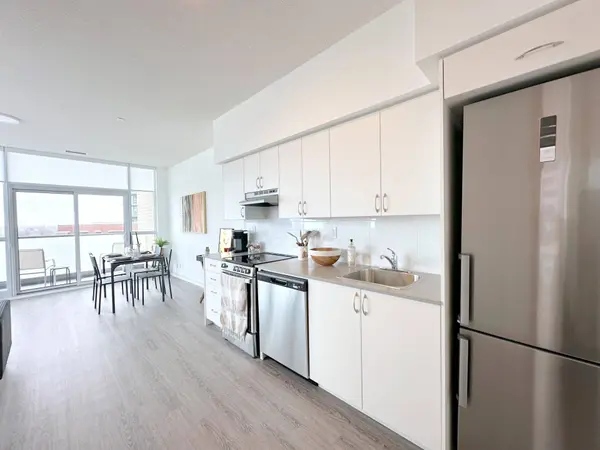 25 Kitney DR #309, Ajax, ON L1S 4S4