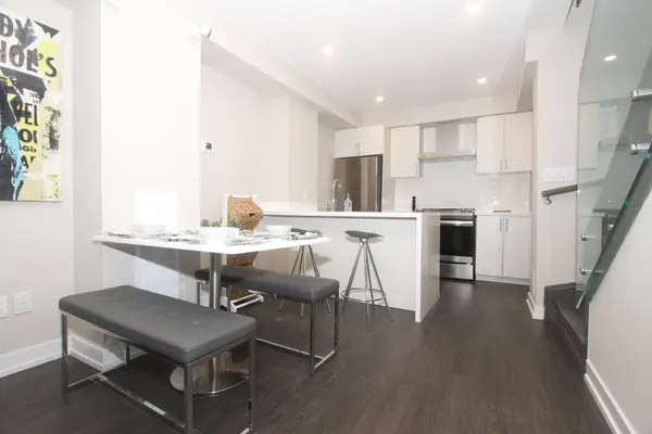 280 Bleecker ST, Toronto C08, ON M4X 1M1
