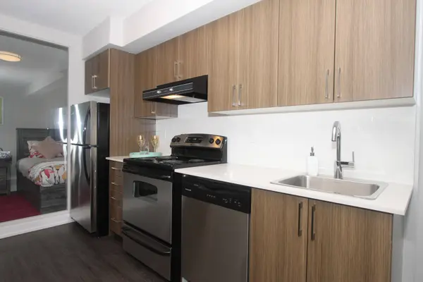 561 Sherbourne ST #3207, Toronto C08, ON M4X 0A1