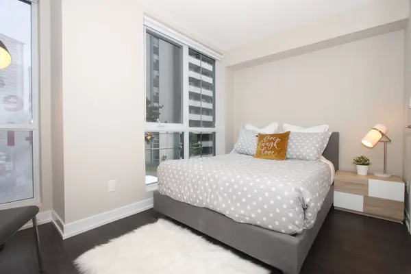 280 Bleecker ST, Toronto C08, ON M4X 1M1