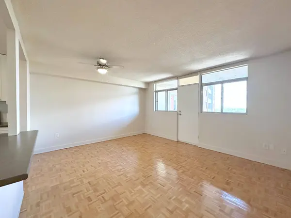 30 Denton AVE #1602, Toronto E06, ON M1L 4P2