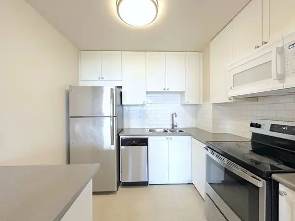 30 Denton AVE #1602, Toronto E06, ON M1L 4P2