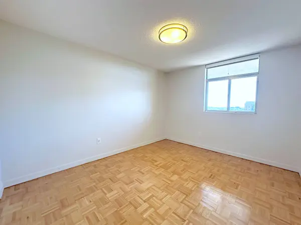 30 Denton AVE #1524, Toronto E06, ON M1L 4P2