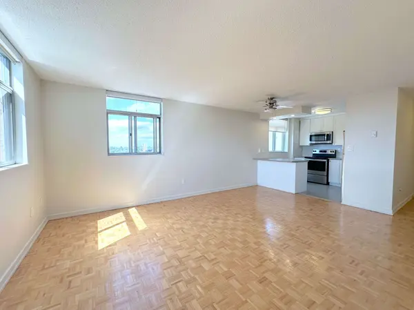 30 Denton AVE #1524, Toronto E06, ON M1L 4P2