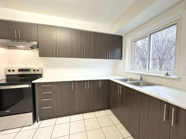63 Havenbrook BLVD #TH4, Toronto C15, ON M2J 1A7