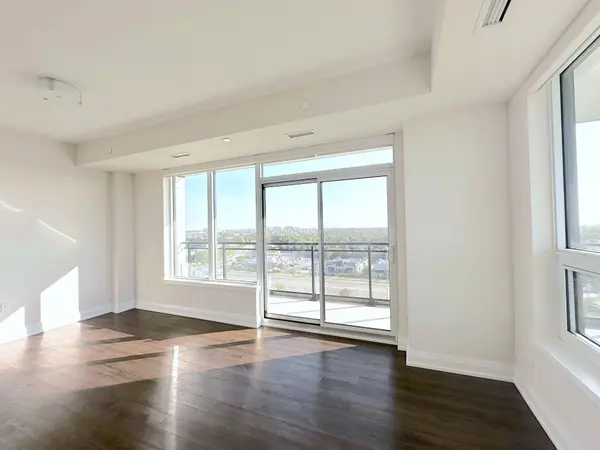2333 Taunton RD #1006, Oakville, ON L6H 0N5