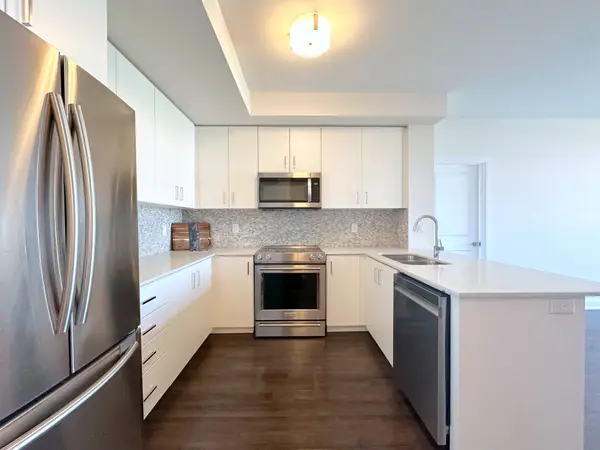 2333 Taunton RD #726, Oakville, ON L6H 0N5