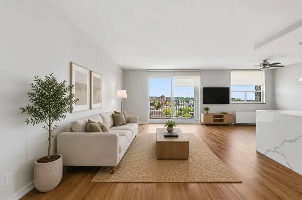 125 Forsythe ST #1201, Oakville, ON L6K 3K1