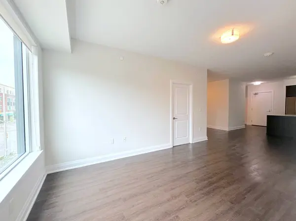 2333 Taunton RD #319, Oakville, ON L6H 0N5