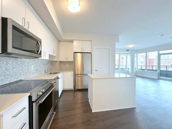 2333 Taunton RD #421, Oakville, ON L6H 0N5
