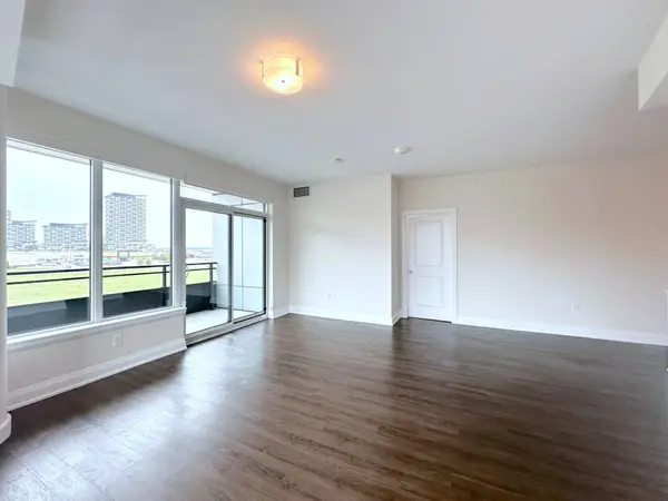 2333 Taunton RD #421, Oakville, ON L6H 0N5