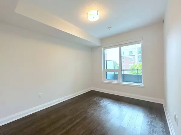 2333 Taunton RD #319, Oakville, ON L6H 0N5
