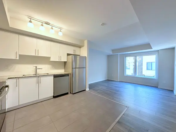 37A Valley Woods RD #514, Toronto C13, ON M3A 2R5