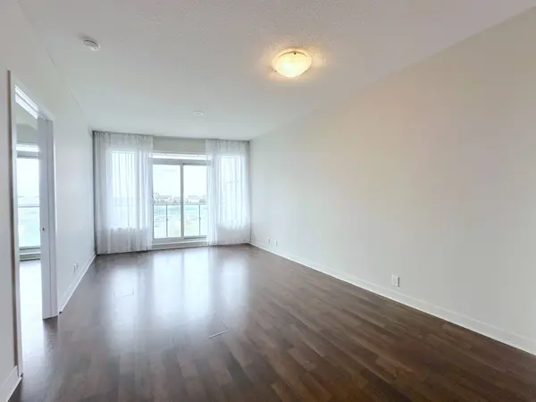 188 Clark BLVD #706, Brampton, ON L6T 0J2