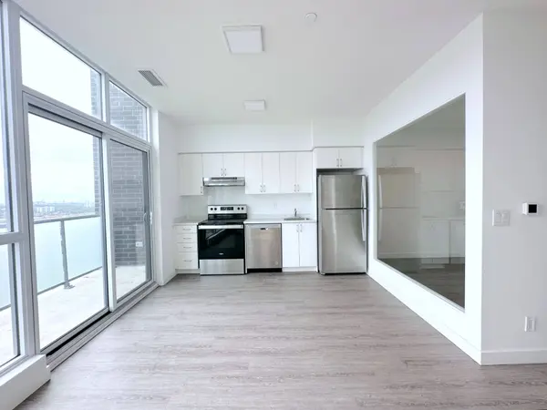 5 Zappacosta DR #2602, Toronto W05, ON M9M 0G9