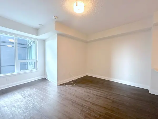 2333 Taunton RD #533, Oakville, ON L6H 0N5