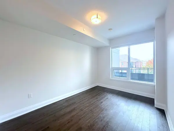 2333 Taunton RD #317, Oakville, ON L6H 0N5