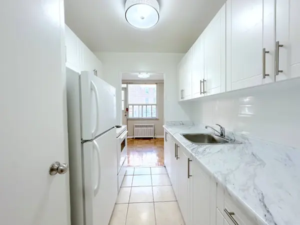 145 Jameson AVE #108, Toronto W01, ON M6K 2X4