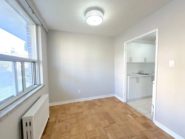 145 Jameson AVE #108, Toronto W01, ON M6K 2X4