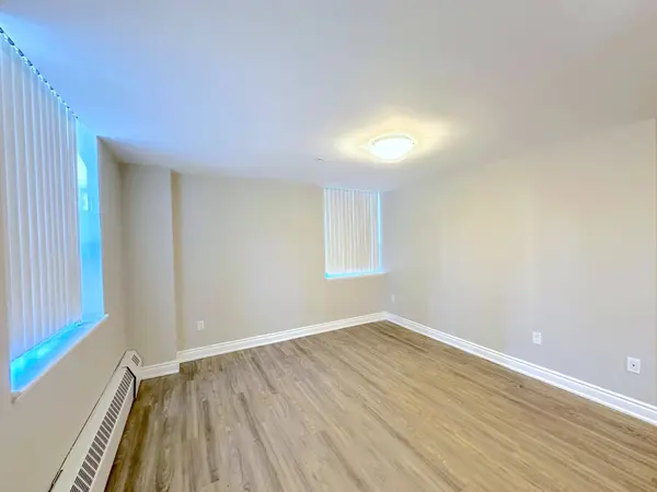 55 Lisgar ST #109, Toronto C01, ON M6J 3X6