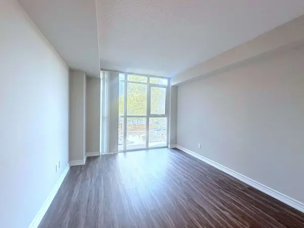 45 Lisgar ST #222, Toronto C01, ON M6J 0B8