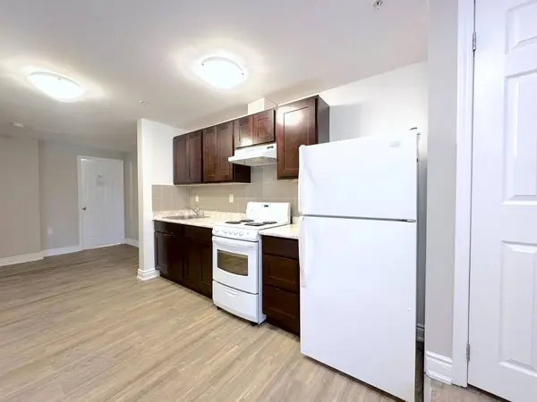 55 Lisgar ST #109, Toronto C01, ON M6J 3X6