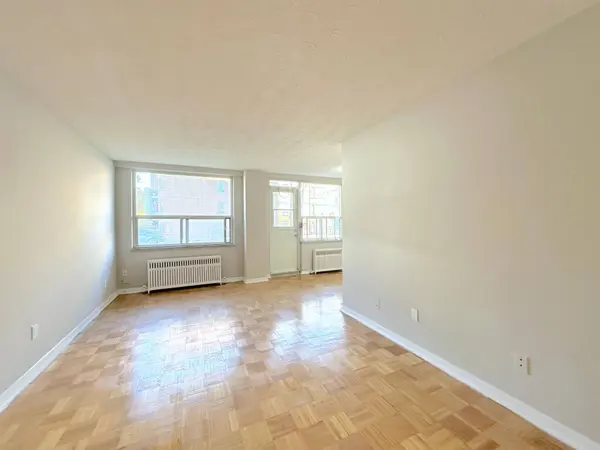145 Jameson AVE #108, Toronto W01, ON M6K 2X4
