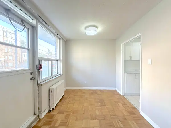 145 Jameson AVE #108, Toronto W01, ON M6K 2X4
