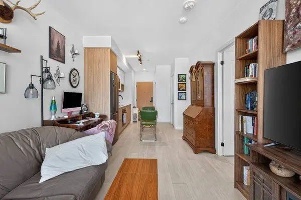 5 Defries ST #1120, Toronto C08, ON M5A 0W7