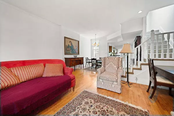 206 Berkeley ST, Toronto C08, ON M5A 2X4