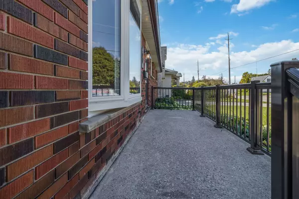 74 Tranquility ST, Brantford, ON N3R 3H8