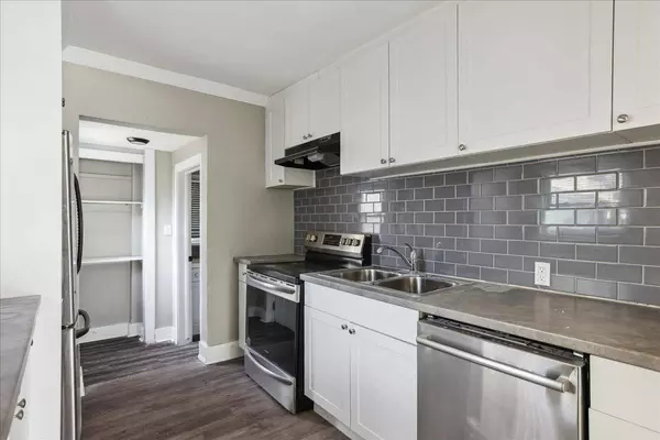 19 Seneca ST, St. Catharines, ON L2R 2V1